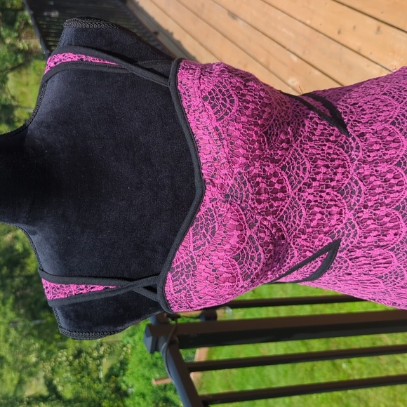 Geometric Textured Dress - Picture 2 of 7